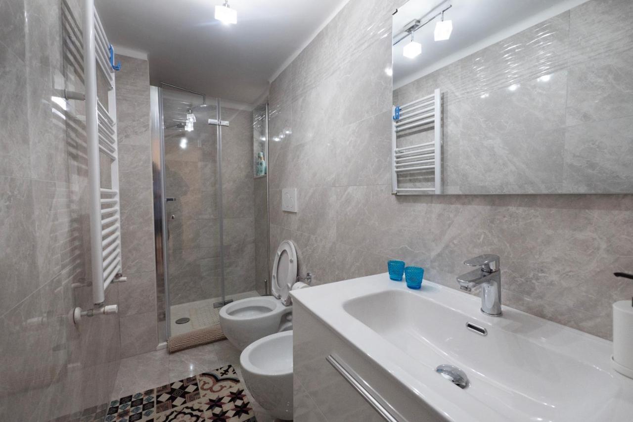 Regina Di Cuori Apartamento Mola di Bari Exterior foto