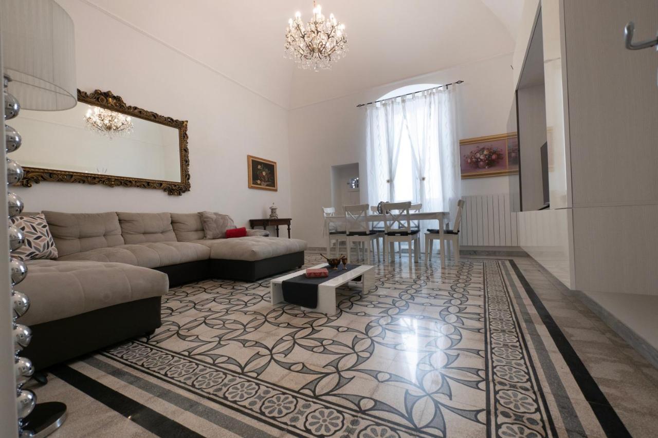 Regina Di Cuori Apartamento Mola di Bari Exterior foto