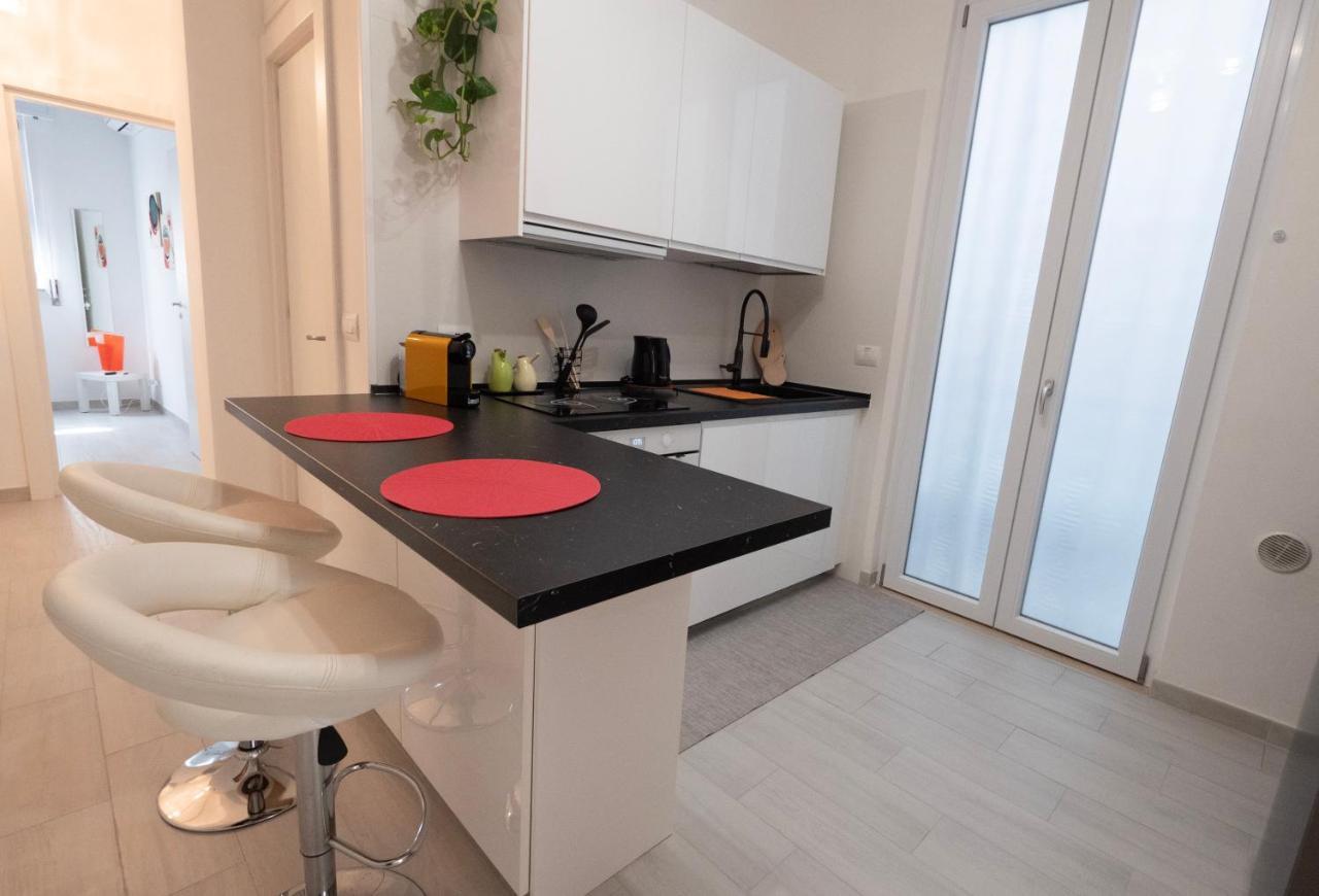 Regina Di Cuori Apartamento Mola di Bari Exterior foto